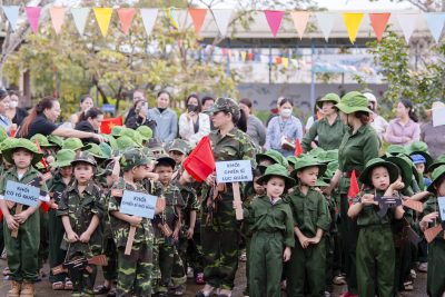 CHƯƠNG TRÌNH TRẢI NGHIỆM “CHÚNG EM LÀM CHIẾN SĨ TÍ HON”. Ngày thành lập Quân đội nhân dân Việt Nam (22/12/1944 – 22/12/2025)